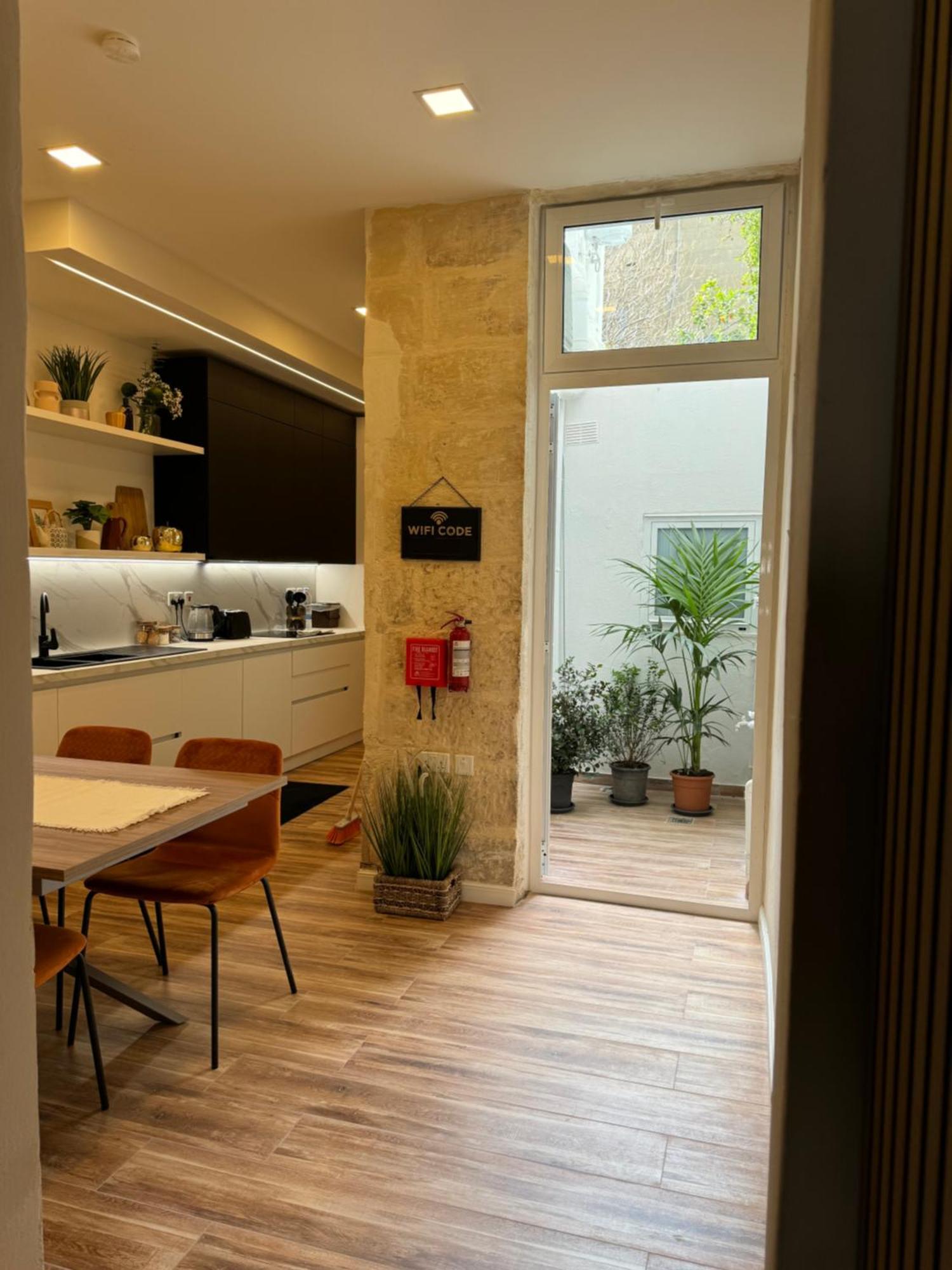 הוילה Townhouse 26 In Sliema, Malta מראה חיצוני תמונה